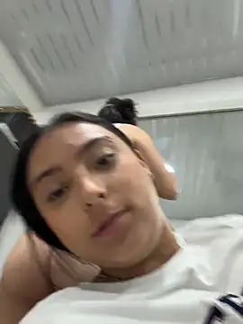 nicolexxaleja online show from 02/11/26, 03:00