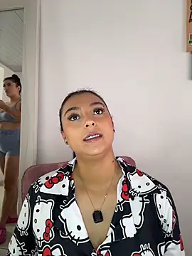 Snapshot of nicolexxaleja chatting on 04/28/26, 02:44 nicolexxaleja online show from 04/28/26, 02:44