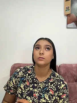 Snapshot of nicolexxaleja chatting on 05/15/26, 03:02 nicolexxaleja online show from 05/15/26, 03:02