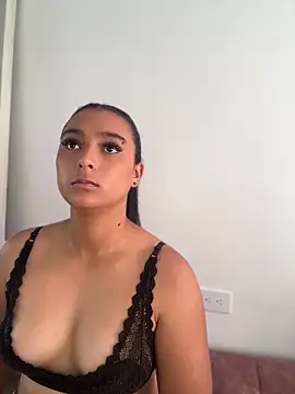 Snapshot of nicolexxaleja chatting on 06/01/26, 01:02 nicolexxaleja online show from 06/01/26, 01:02