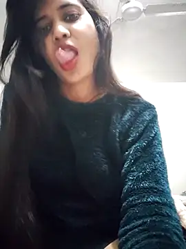 cute radhikaa online show from 12/20/25, 02:02