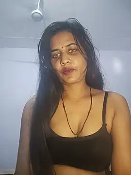 Snapshot of cute_radhikaa chatting on 06/05/26, 08:09 cute radhikaa online show from 06/05/26, 08:09
