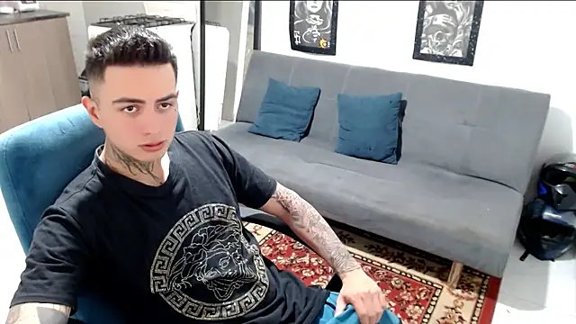 santii ss online show from 11/30/25, 02:15