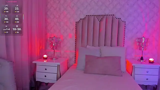 Snapshot of Yourwishisme_val chatting on 10/06/25, 03:48 Yourwishisme val online show from 10/06/25, 03:48