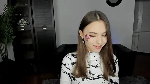 EllaCurtis online show from 10/05/25, 06:06