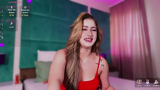 LucyLextonX online show from 07/07/26, 04:48