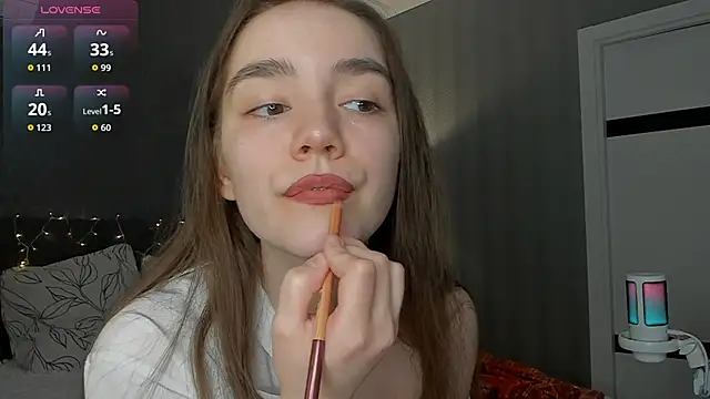 sweete chantal online show from 04/30/26, 07:53