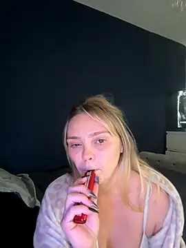 Snapshot of Star-36 chatting on 10/12/25, 01:21 Star-36 online show from 10/12/25, 01:21