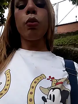 Daliana Gounbolt online show from 10/29/25, 11:34