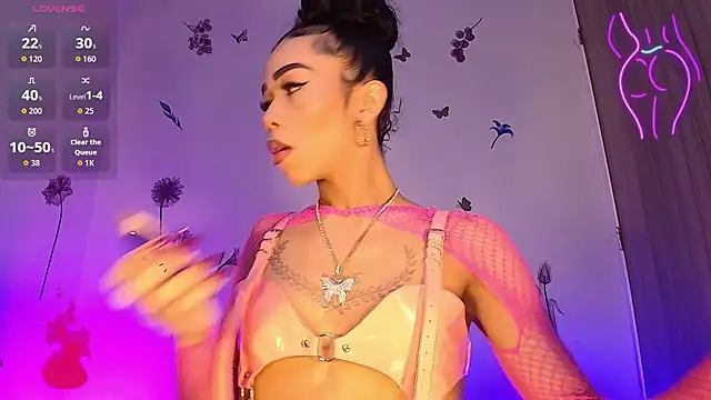 Snapshot of Barbydominant_fetish chatting on 10/12/25, 11:15 Barbydominant fetish online show from 10/12/25, 11:15