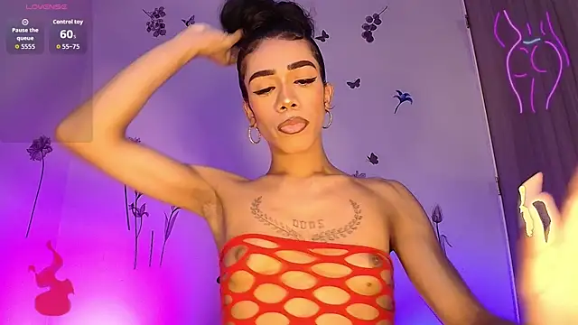 Snapshot of Barbydominant_fetish chatting on 10/18/25, 09:32 Barbydominant fetish online show from 10/18/25, 09:32