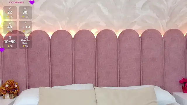 Agatha-Adams online show from 04/07/26, 03:01