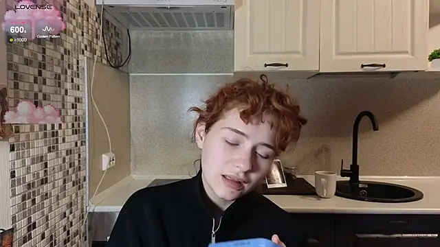 jelly cherry online show from 10/16/25, 08:32