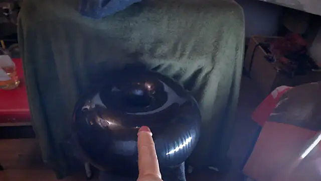 Snapshot of drieghe chatting on 07/09/26, 12:15 drieghe online show from 07/09/26, 12:15