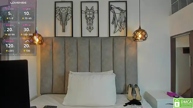 Gia Scott online show from 09/15/25, 03:06