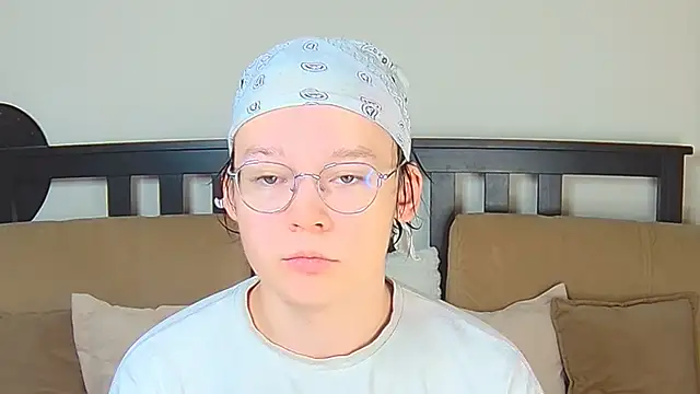 Derek Carter online show from 12/04/25, 01:09