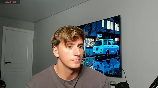 Snapshot of DaniHort chatting on 10/10/25, 01:21 DaniHort online show from 10/10/25, 01:21