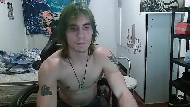 Snapshot of SHACOklown chatting on 10/07/25, 12:19 SHACOklown online show from 10/07/25, 12:19