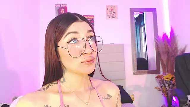 Anna belly online show from 11/21/25, 03:44