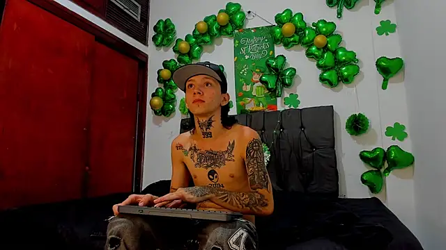 StraightBoy Nick online show from 03/21/26, 05:01