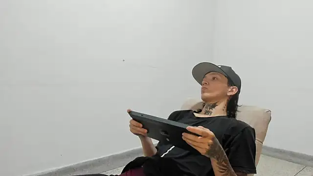 StraightBoy Nick online show from 03/27/26, 05:24