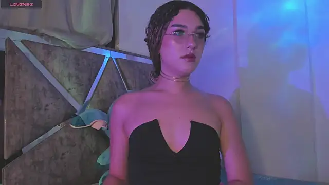 MarilynDupont online show from 11/06/25, 03:07