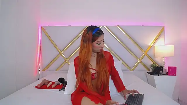 laila stilwiills online show from 05/21/26, 06:31