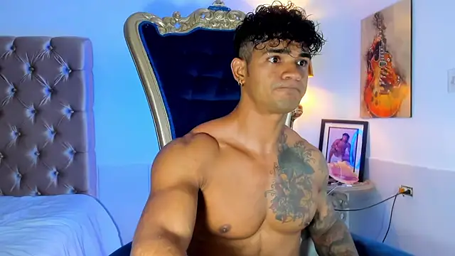 antonio  444 online show from 05/20/26, 06:25