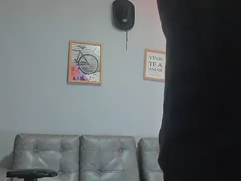 Snapshot of Xfire_boy69 chatting on 09/15/25, 08:31 Xfire boy69 online show from 09/15/25, 08:31