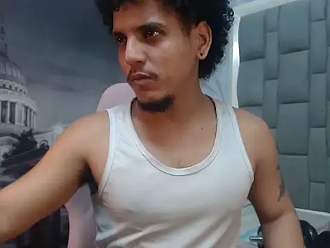 Xfire boy69 online show from 02/18/26, 02:24