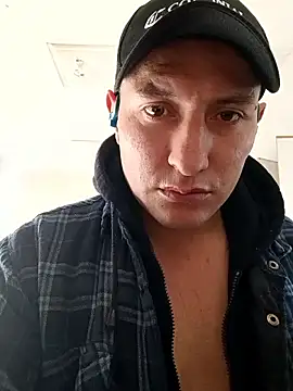 Zetaloco26 online show from 10/24/25, 04:25