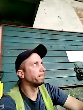 hornny boy35 online show from 06/18/26, 11:14