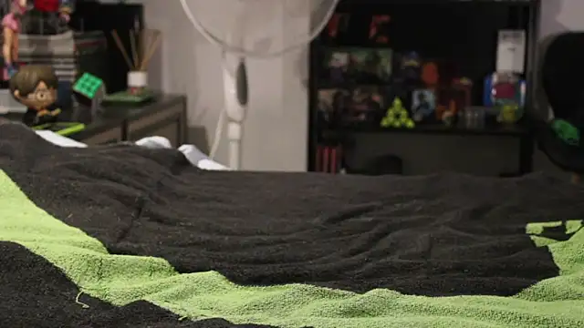 adrisumi online show from 10/30/25, 06:41