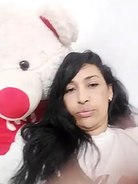 IvyShine7 online show from 10/22/25, 10:20