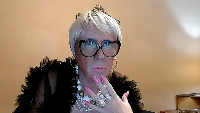 Snapshot of ROBY_SWEETHOT chatting on 10/03/25, 10:29 ROBY SWEETHOT online show from 10/03/25, 10:29