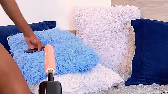 BeckySalas online show from 04/12/26, 08:19