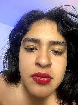 Snapshot of EmilyNoir1 chatting on 10/26/25, 10:04 EmilyNoir1 online show from 10/26/25, 10:04