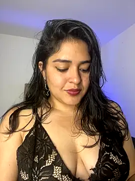 Snapshot of EmilyNoir1 chatting on 11/26/25, 10:00 EmilyNoir1 online show from 11/26/25, 10:00