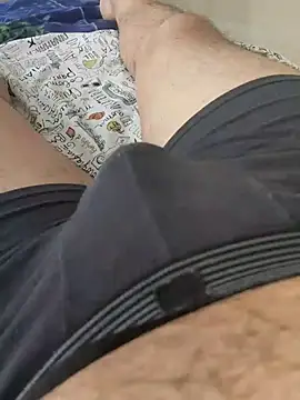 Snapshot of ScuffingBungalow chatting on 10/29/25, 07:15 ScuffingBungalow online show from 10/29/25, 07:15