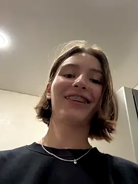 Snapshot of ZariaFlame chatting on 09/26/25, 09:30 ZariaFlame online show from 09/26/25, 09:30