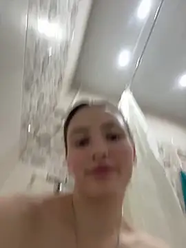 Snapshot of ZariaFlame chatting on 11/04/25, 09:25 ZariaFlame online show from 11/04/25, 09:25