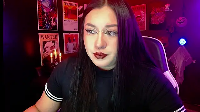 Snapshot of Ravendark_ chatting on 09/29/25, 08:24 Ravendark online show from 09/29/25, 08:24