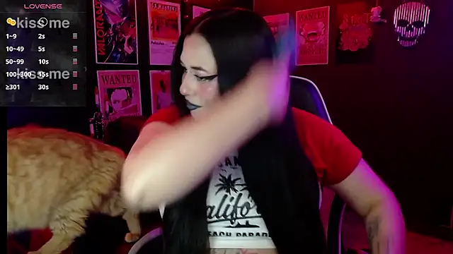 Snapshot of Ravendark_ chatting on 11/27/25, 09:28 Ravendark online show from 11/27/25, 09:28