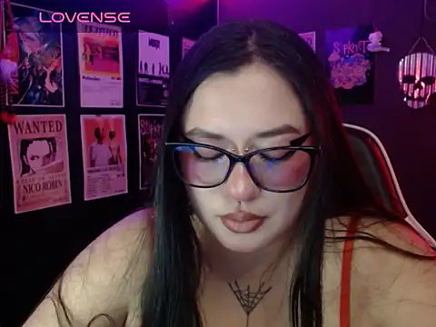 Snapshot of Ravendark_ chatting on 06/03/26, 07:19 Ravendark online show from 06/03/26, 07:19