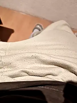 Livian69557 online show from 10/08/25, 01:14