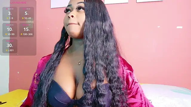 Snapshot of MySugarmoomy chatting on 12/23/25, 03:04 MySugarmoomy online show from 12/23/25, 03:04