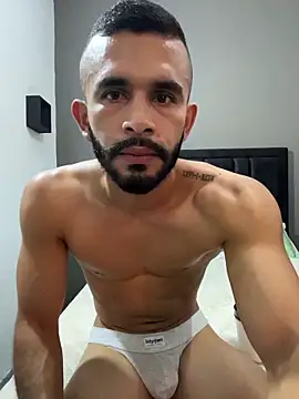 Snapshot of Jacksonfranco chatting on 10/25/25, 08:03 Jacksonfranco online show from 10/25/25, 08:03