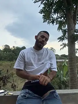 Snapshot of Jacksonfranco chatting on 11/27/25, 10:23 Jacksonfranco online show from 11/27/25, 10:23