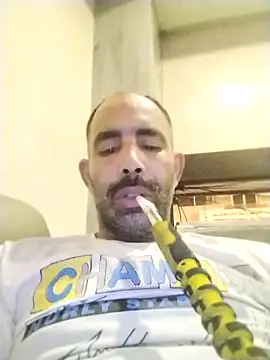 Snapshot of salimbasha chatting on 10/19/25, 08:09 salimbasha online show from 10/19/25, 08:09