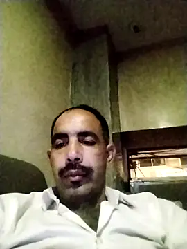 Snapshot of salimbasha chatting on 11/11/25, 11:38 salimbasha online show from 11/11/25, 11:38